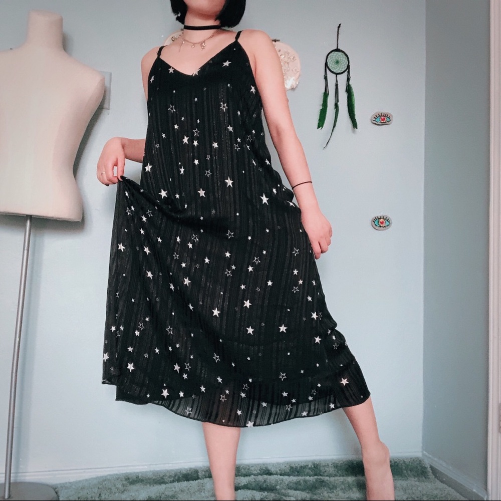 ✨V-neck Spaghetti Strap Maxi Dress with Sparkles✨